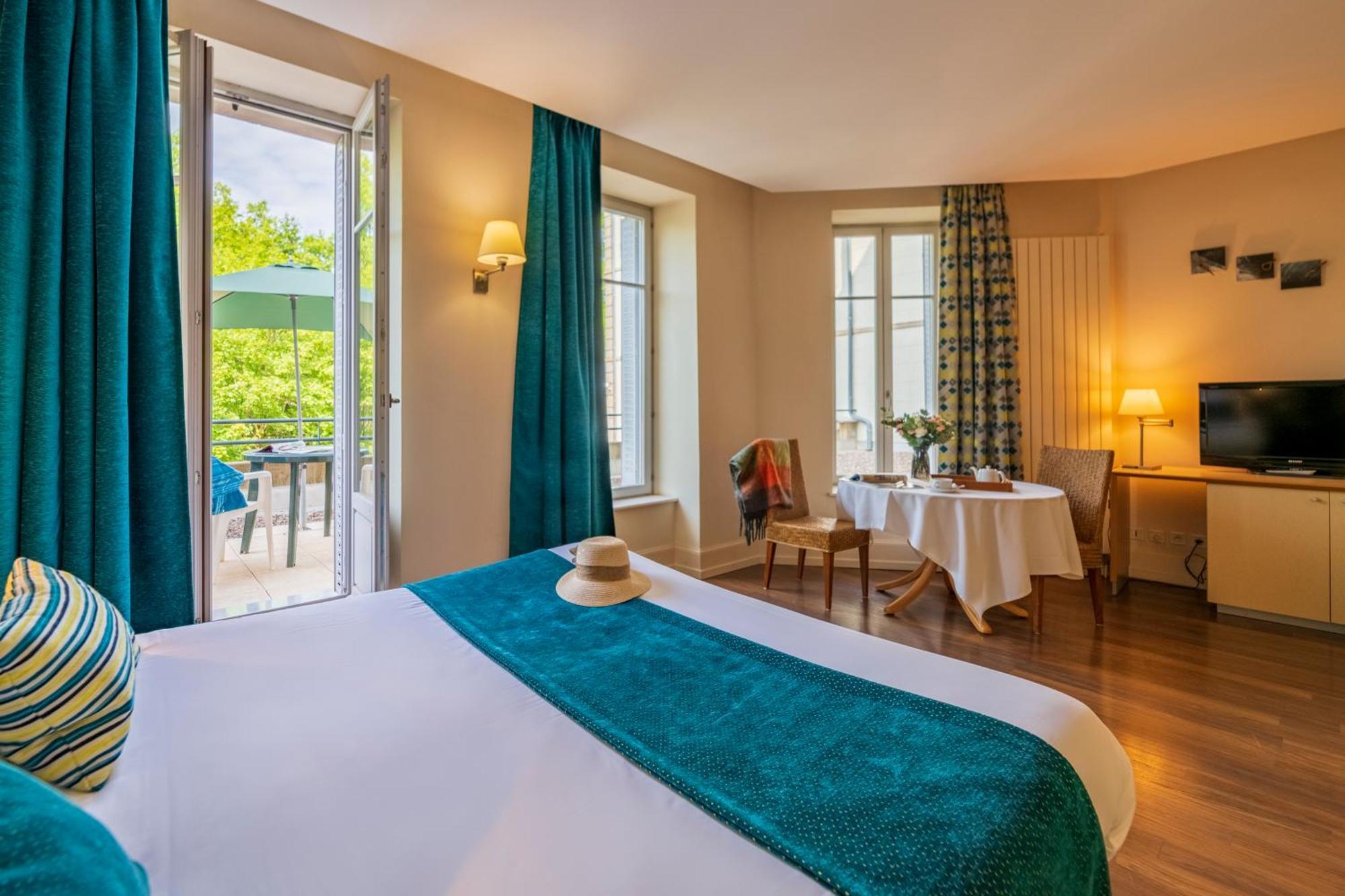 Hotel Cerise - Les Sources Luxeuil-Les-Bains Zewnętrze zdjęcie
